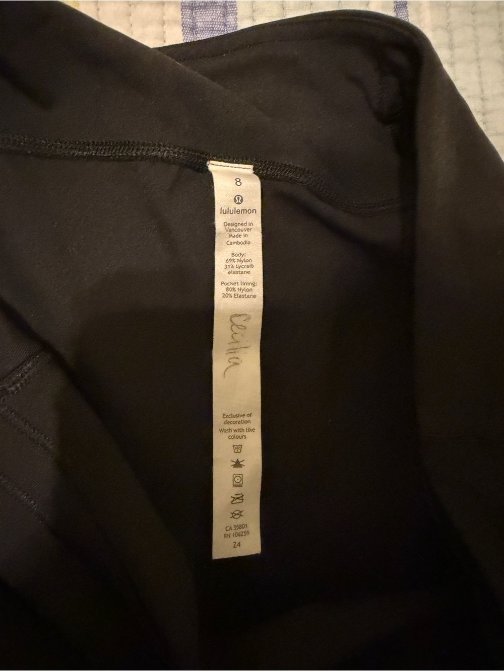 lululemon athletica Black Leggings (Size 8)